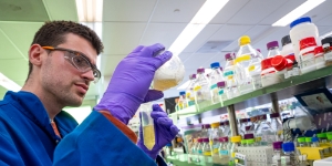 Postdoctoral Scholars Photo of a Berkeley Lab Postdoc engaged in Laboratory work.